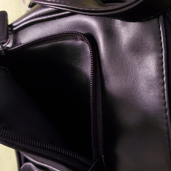 Koltov Black Adjustable Purse - Picture 11 of 13